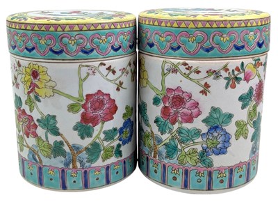 Lot 130 - PAIR OF 20TH CENTURY CHINESE FAMILLE ROSE TEA CADDY 20世纪粉彩花卉纹罐一对