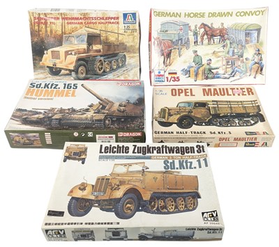 Lot 133 - MODEL KITS - x5 1/35 SCALE ITALERI, REVELL, AND OTHER MODEL KITS