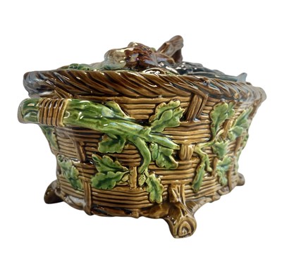 Lot 28 - MINTON 19TH CENTURY MAJOLICA GAME PIE DISH & COVER