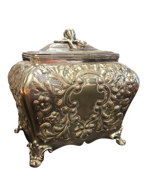 Lot 301 - 19TH CENTURY VICTORIAN SILVER PLATED TEA CADDY