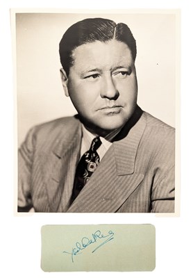 Lot 134 - JACK OAKIE - AMERICAN ACTOR - AUTOGRAPH & VINTAGE PHOTOGRAPH