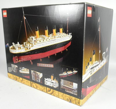 Lot 600 - LEGO - CREATOR EXPERT - 10294 - TITANIC