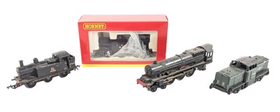 Lot 175 - MODEL RAILWAY - x4 OO GAUGE TRI-ANG & HORNBY LOCOMOTIVES