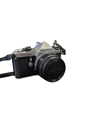 Lot 325 - PENTAX, JAPAN - VINTAGE ME SUPER 35MM SLR CAMERA