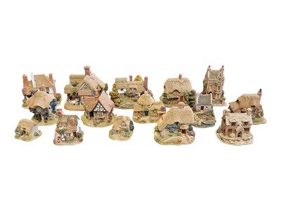 Lot 333 - COLLECTION OF LATE 20TH CENTURY LILLIPUT LANE COTTAGE FIGURES