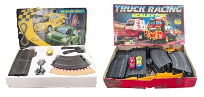 Lot 192 - SCALEXTRIC - HORNBY BEETLE CUP & EXTRA TRACK