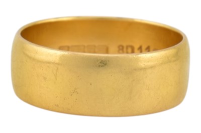 Lot 143 - 1970S HALLMARKED 22CT GOLD BAND RING