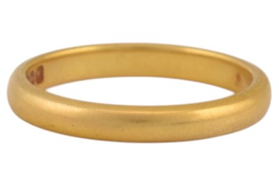 Lot 169 - 1930S HALLMARKED 22CT GOLD BAND RING