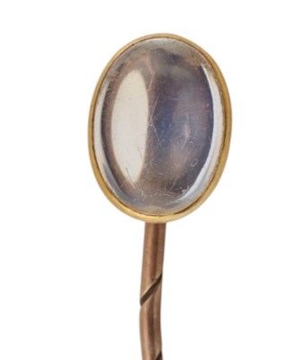 Lot 163 - EARLY 20TH CENTURY MOONSTONE STICK LAPEL PIN