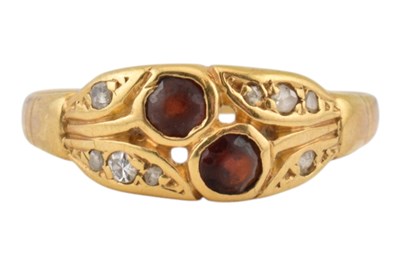 Lot 112 - HALLMARKED 18CT GOLD & GEM SET RING
