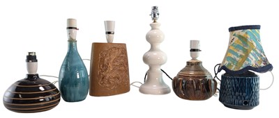 Lot 493 - MIXED SELECTION OF 20TH CENTURY POTTERY LAMPS