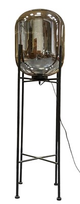 Lot 87 - CONTEMPORARY STEEL & GLASS ODA PULP-STYLE LAMP LIGHT