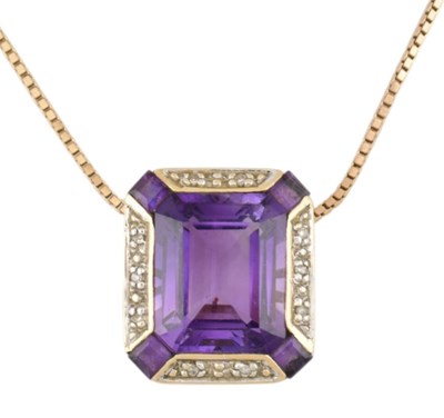 Lot 20 - 9CT GOLD & AMETHYST & DIAMOND PENDANT NECKLACE