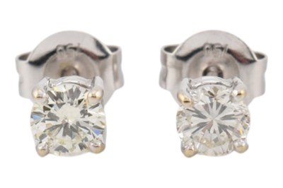 Lot 99 - HALLMARKED 18CT WHITE GOLD & DIAMOND STUD EARRINGS