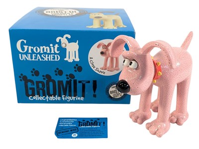 Lot 671 - WALLACE & GROMIT - GROMIT UNLEASHED FIGURINE - A CLOSE SHAVE
