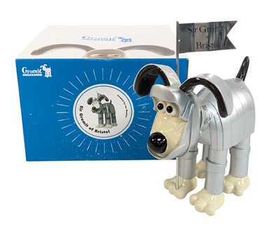 Lot 674 - WALLACE & GROMIT - GROMIT UNLEASHED FIGURINE - SIR GROMIT OF BRISTOL