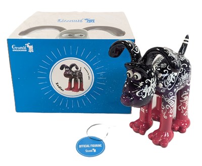 Lot 692 - WALLACE & GROMIT - GROMIT UNLEASHED FIGURINE - ZODIAC