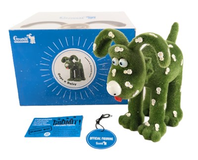 Lot 694 - WALLACE & GROMIT - GROMIT UNLEASHED FIGURINE - OOPS A DAISY