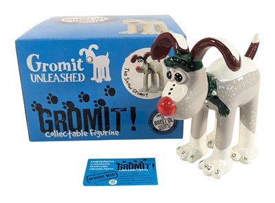 Lot 710 - WALLACE & GROMIT - GROMIT UNLEASHED FIGURINE - THE SNOW GROMIT