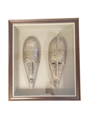 Lot 367 - A PAIR OF 20TH CENTURY VINTAGE MARKA MALI AFRICAN TRIBAL MASKS FRAMED