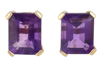 Lot 208 - PAIR OF GOLD & AMETHYST STUD EARRINGS