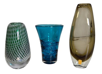 Lot 51 - SWEDISH & ENGLISH GLASS -THREE RETRO MID CENTURY STUDIO ART GLASS VASES