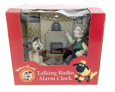 Lot 593 - WALLACE & GROMIT - WESCO TALKING RADIO ALARM CLOCK