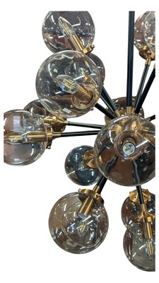 Lot 550 - CONTEMPORARY DESIGNER MULTI ARM GLOBULAR CEILING LIGHT / CHANDELIER