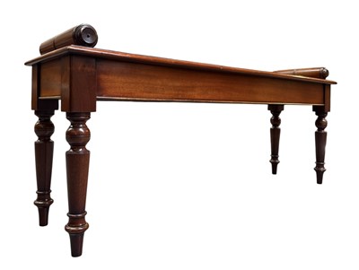 Lot 589 - 20TH CENTURY VICTORIAN REPRODUCTION MAHOGANY WINDOW SEAT