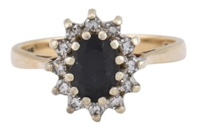 Lot 173 - HALLMARKED 9CT GOLD SAPPHIRE & DIAMOND CLUSTER RING
