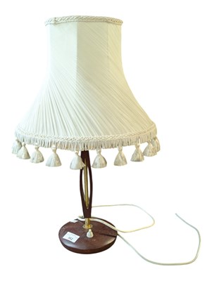 Lot 562 - MID CENTURY TEAK & GILT METAL TABLE LAMP