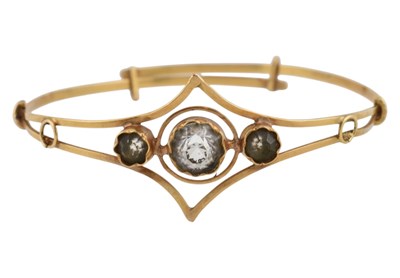 Lot 123 - 18CT GOLD BANGLE