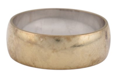 Lot 80 - HALLMARKED 18CT GOLD BAND RING