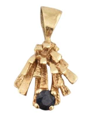 Lot 164 - 14CT GOLD & SAPPHIRE NECKLACE PENDANT