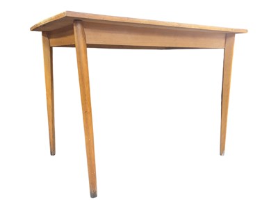 Lot 651 - BRITISH MODERN DESIGN - VINTAGE MID 20TH CENTURY FORMICA KITCHEN TABLE