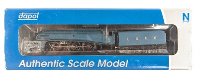 Lot 207 - MODEL RAILWAY - BOXED DAPOL N GAUGE 'MALLARD' LOCOMOTIVE