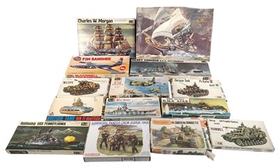 Lot 303 - MODEL KITS - x14 ESCI, REVELL & OTHER MARITIME & MILITARY INTEREST KITS