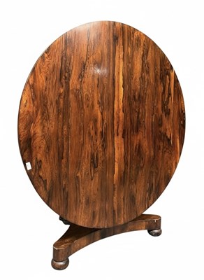 Lot 282 - 19TH CENTURY WILLIAM IV ROSEWOOD TILT TOP BREAKFAST LOO TABLE