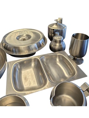 Lot 387 - COLLECTION ROBERT WELCH ALVESTON OLD HALL