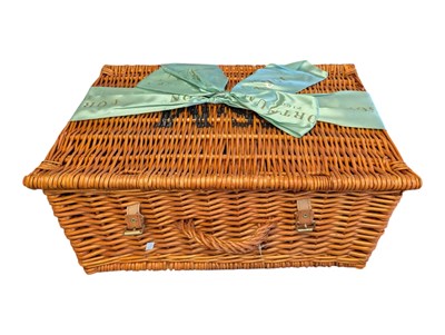 Lot 391 - 21ST CENTURY FORTNUM & MASON WICKER HAMPER