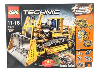 Lot 644 - LEGO - BOXED TECHNIC SET NO. 8275 MOTORIZED BULLDOZER