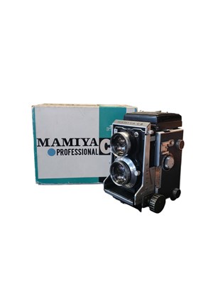 Lot 407 - MAMIYA, JAPAN - VINTAGE 1960S C3 MEDIUM FORMAT TLR CAMERA