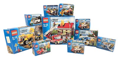 Lot 622 - LEGO - x10 BOXED CITY SETS INC. NO. 4201, 60003, 3365 & OTHER