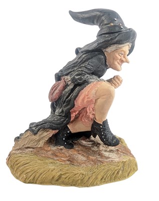 Lot 600 - DISCWORLD - RARE CLARECRAFT GRANNY WEATHERWAX 'BARE LEGS' FIGURE