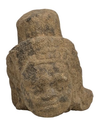 Lot 196 - SOUTHEAST ASIAN HEAD OF BUDDHA