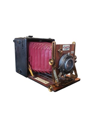 Lot 433 - F H SANDERSON, BRITAIN - EARLY 20TH CENTURY FIELD CAMERA