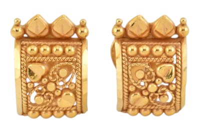 Lot 156 - PAIR OF INDIAN GOLD EARRINGS