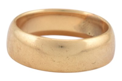 Lot 281 - GOLD BAND RING