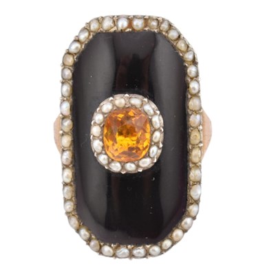 Lot 30 - 19TH CENTURY GEORGIAN PASTE PEARL ENAMEL PANEL RING