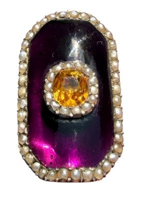 Lot 30 - 19TH CENTURY GEORGIAN PASTE PEARL ENAMEL PANEL RING